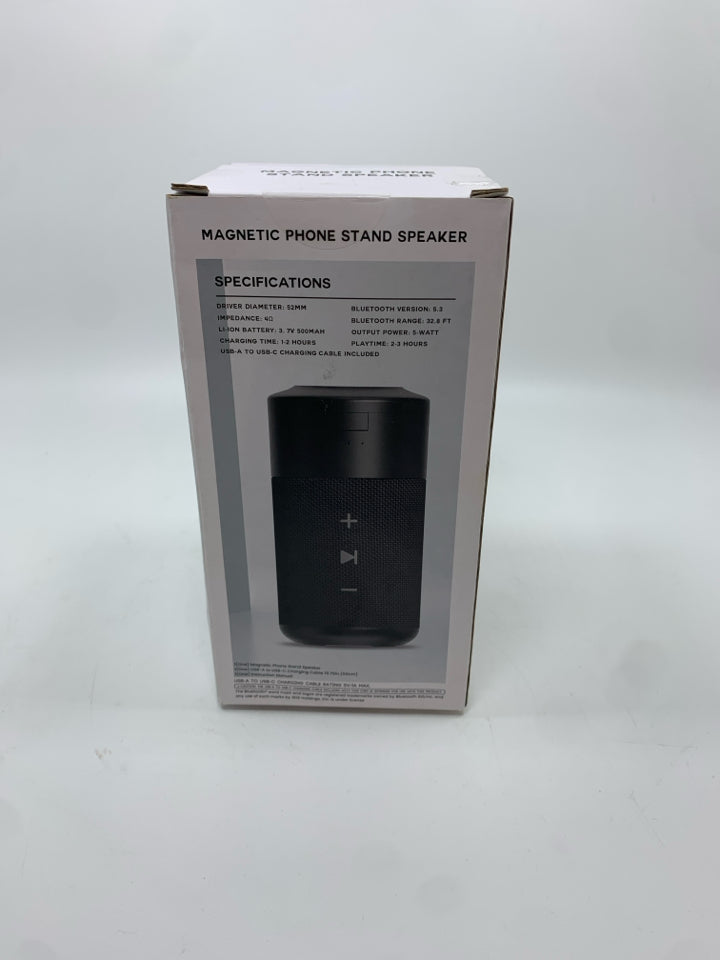 NIP MAGNETIC PHONE STAND SPEAKER.