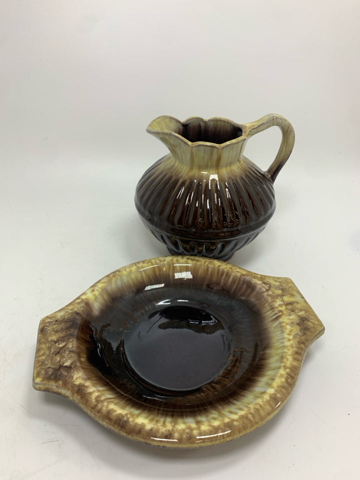 BROWN DRIP GLAZE CREAMER W/UNDER PLATE.
