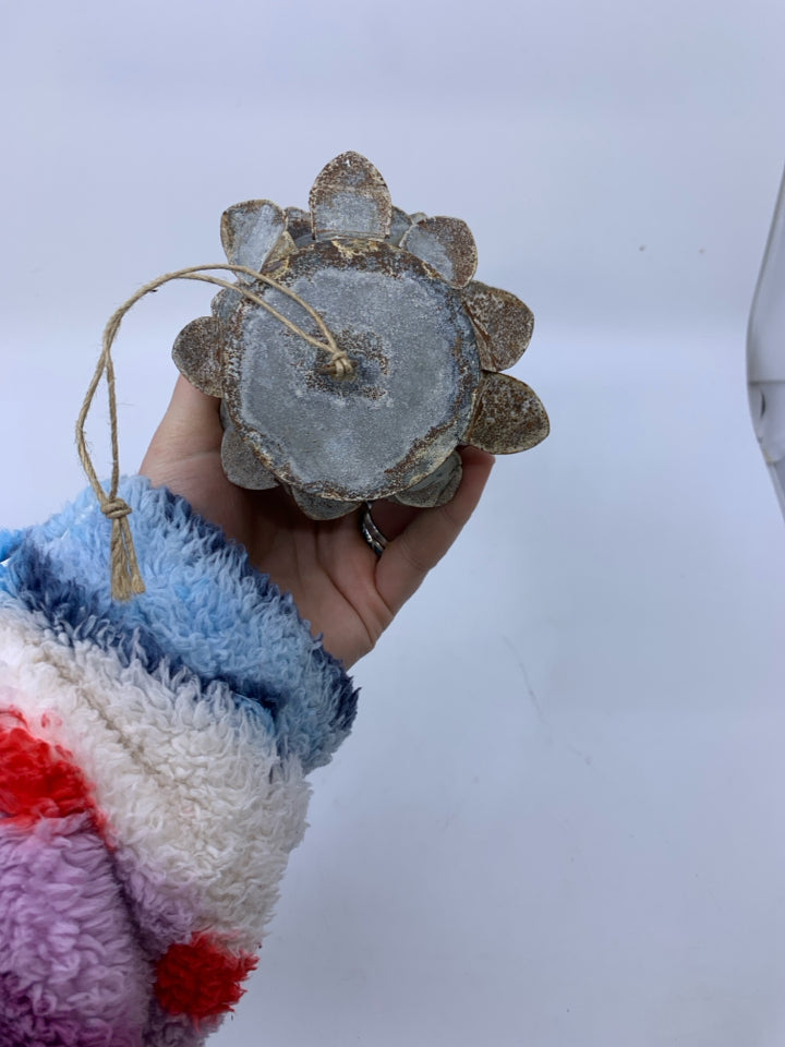 RUSTIC METAL LARGE PINECONE.