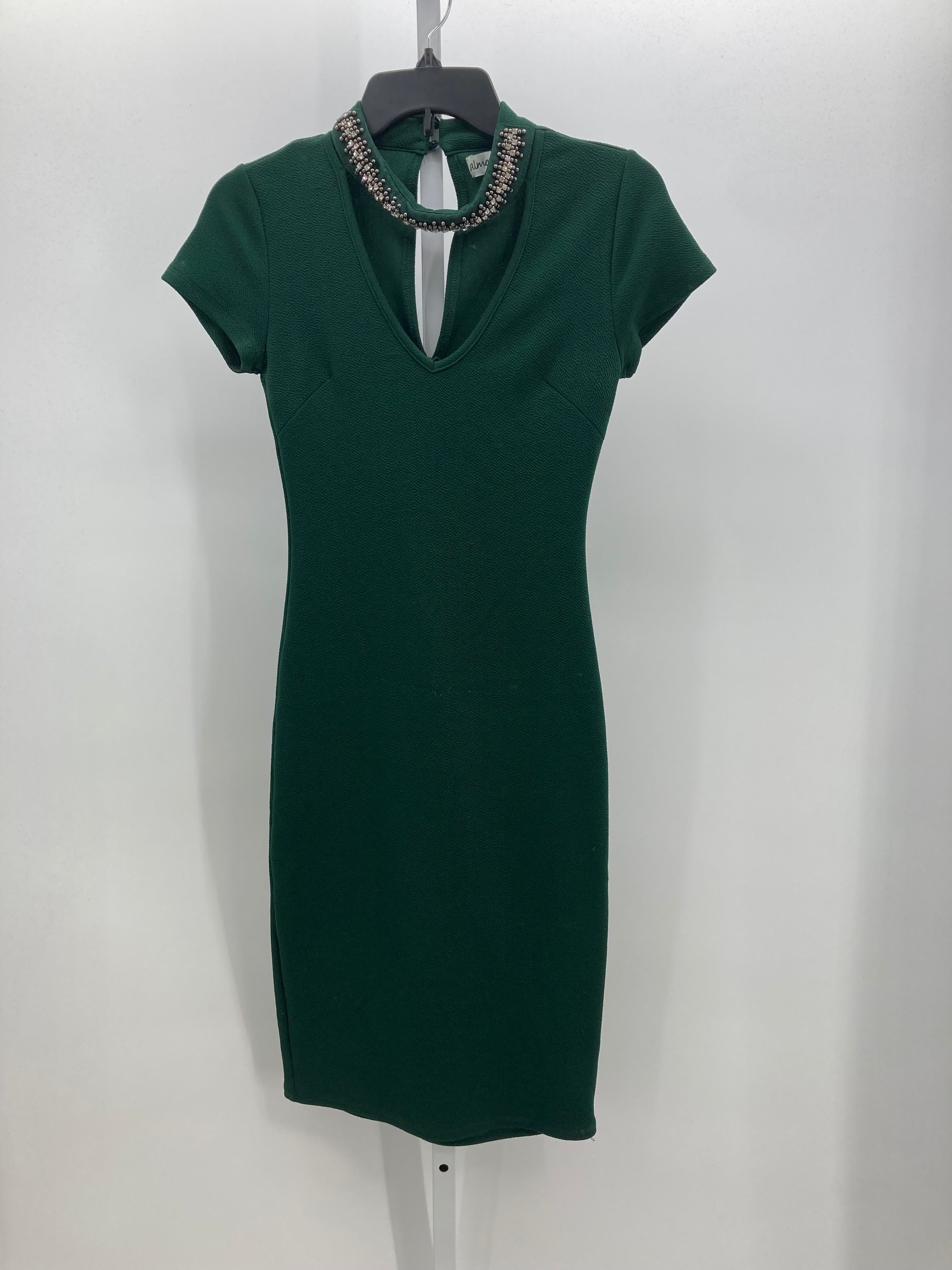 Almost Famous Size Small Juniors Short Sleeve Dress