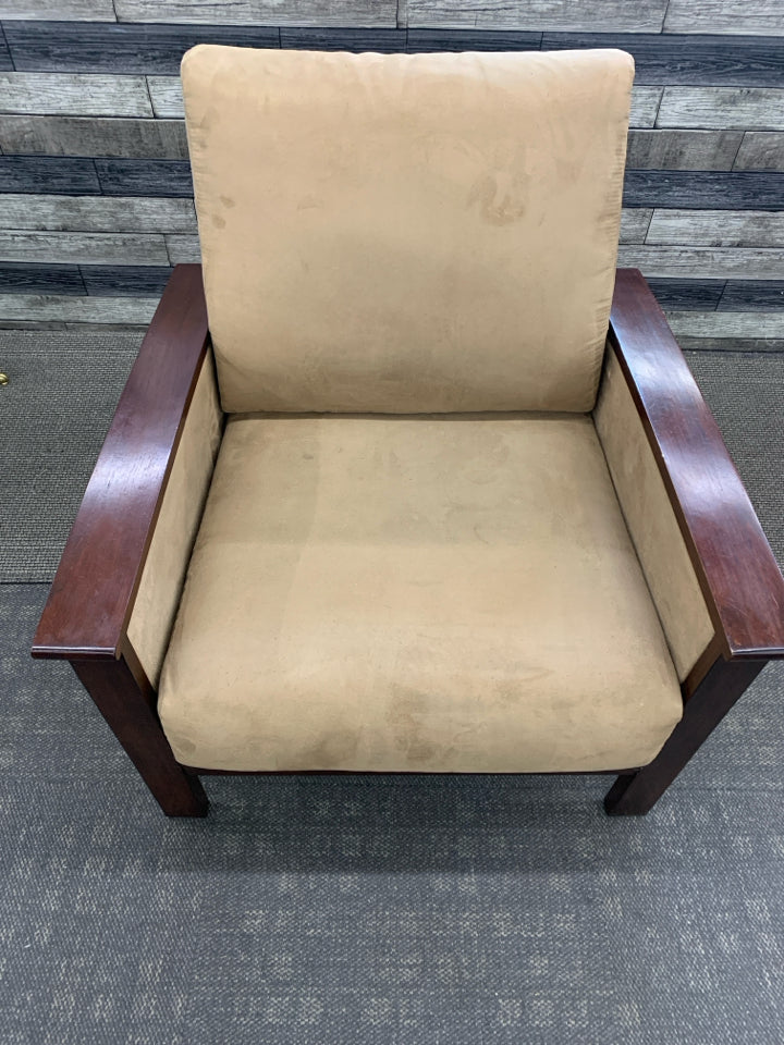 TAN FABRIC CHAIR W/WOOD BASE.