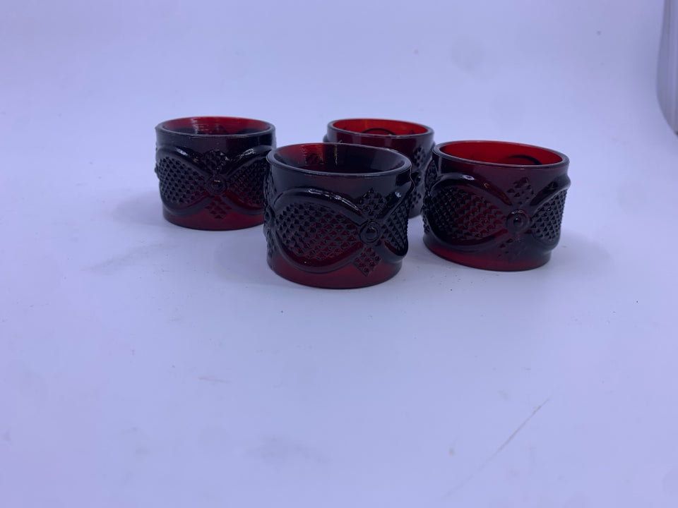 4 CRANBERRY NAPKIN RINGS.
