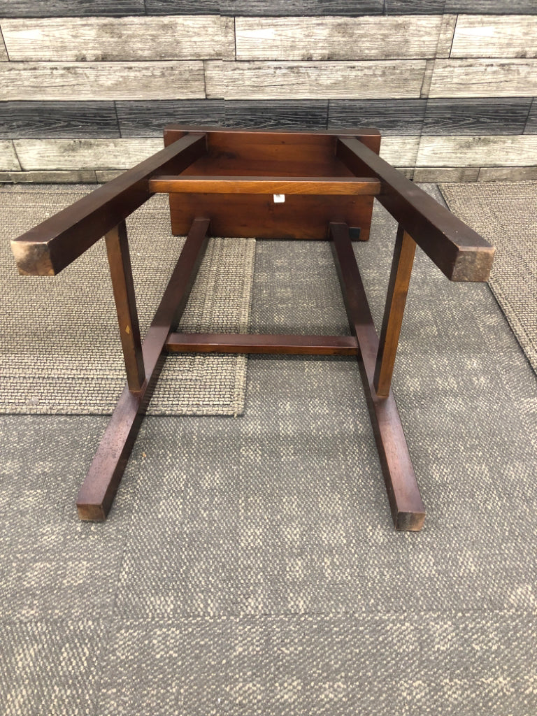 DARK WOOD TALL SADDLE STOOL.