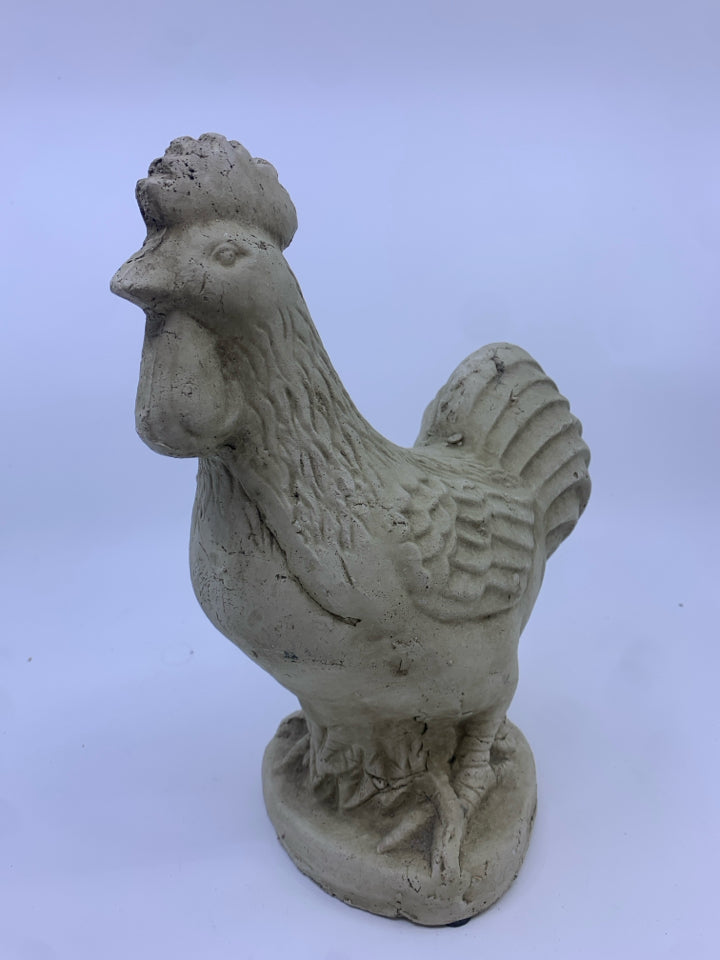 HEAVY STONE GARDEN HEN.