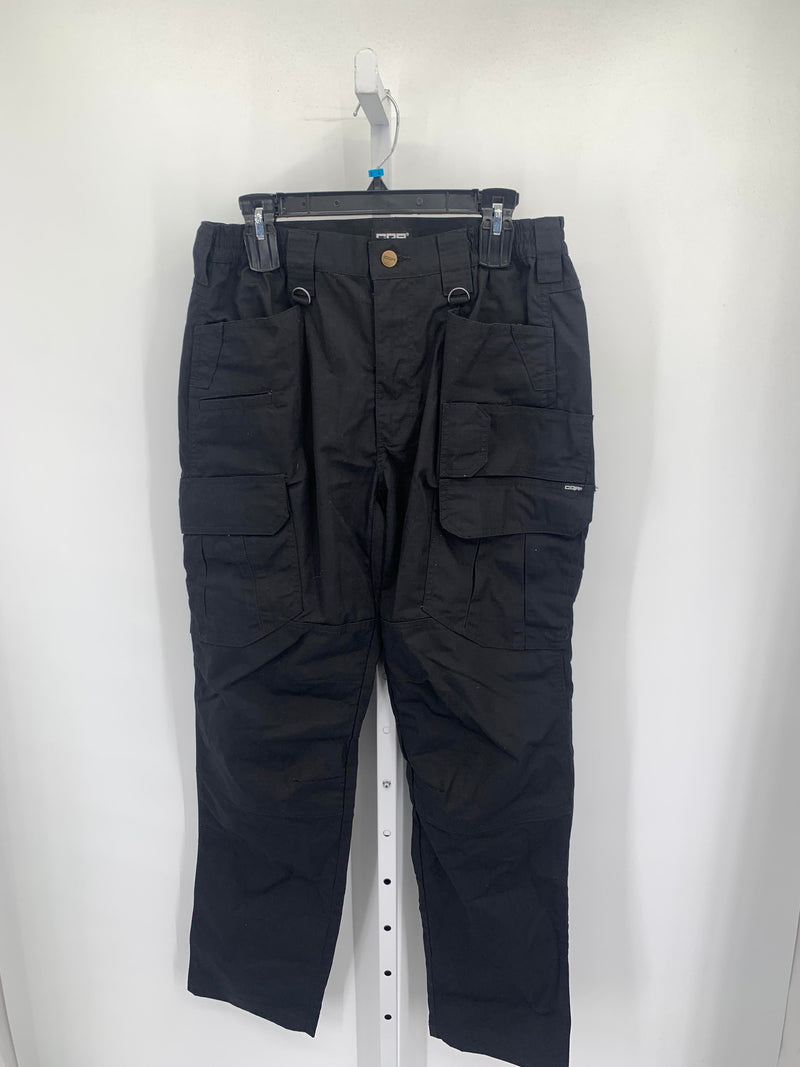 ADJ WAIST CARGO PANTS.