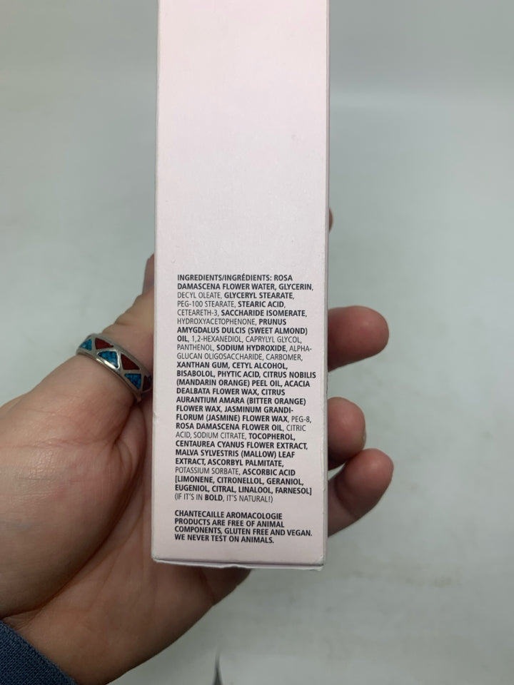 NIB Chantecaille Flower Infused Cleansing Milk 2.54 oz
