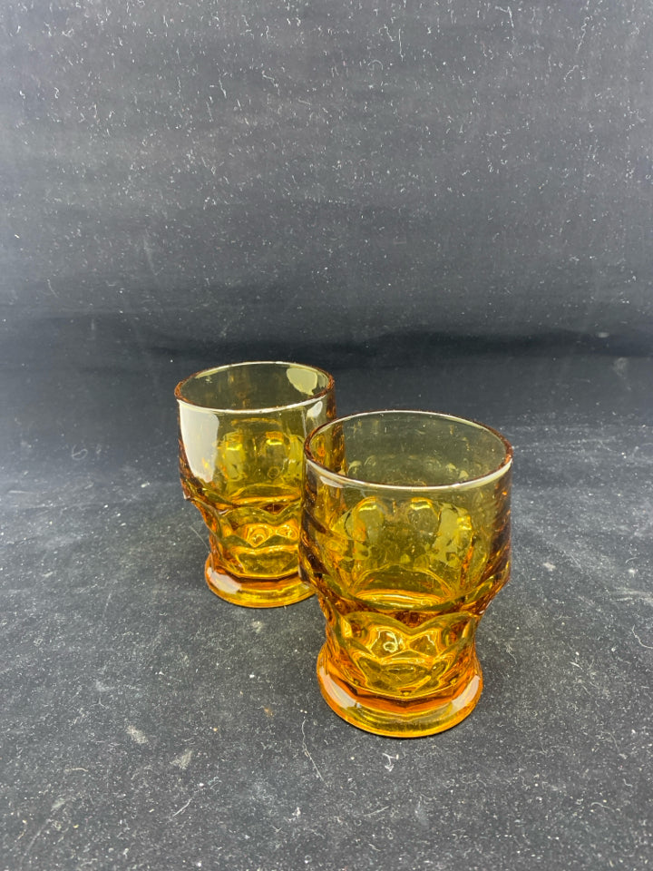 2 AMBER GLASS WATER GLASSES.