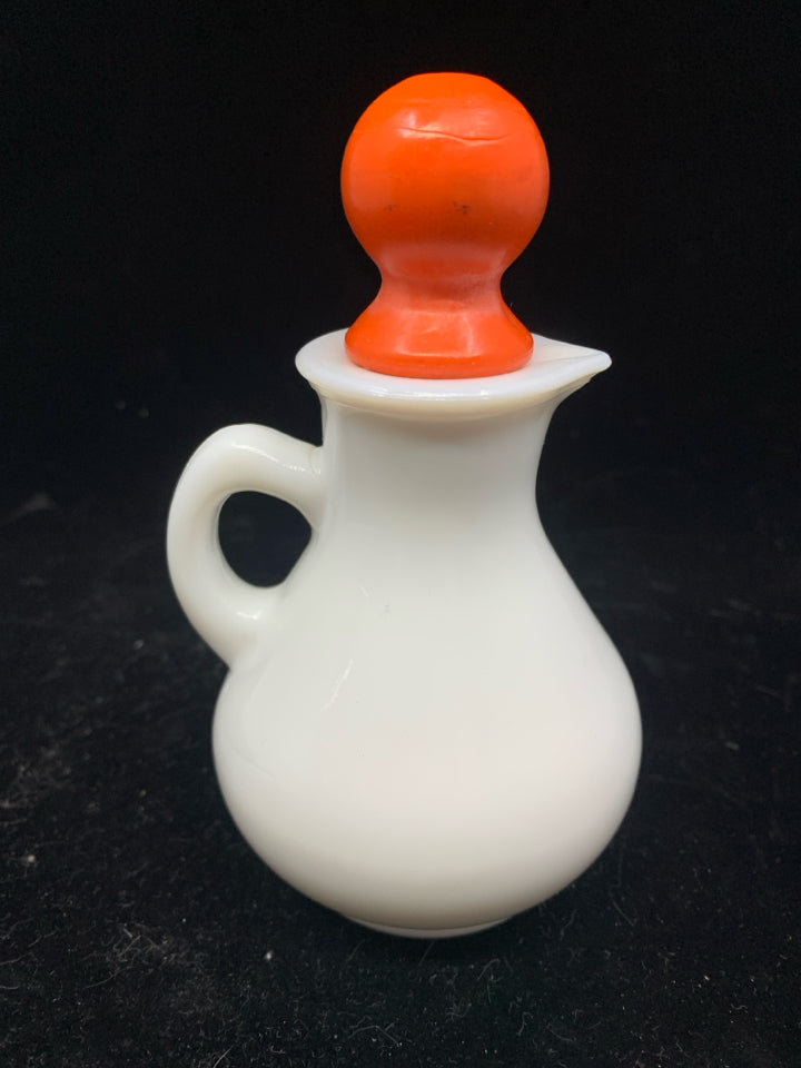 VTG WHITE W STRAWBERRIES SMALL SYRUP PITCHER.