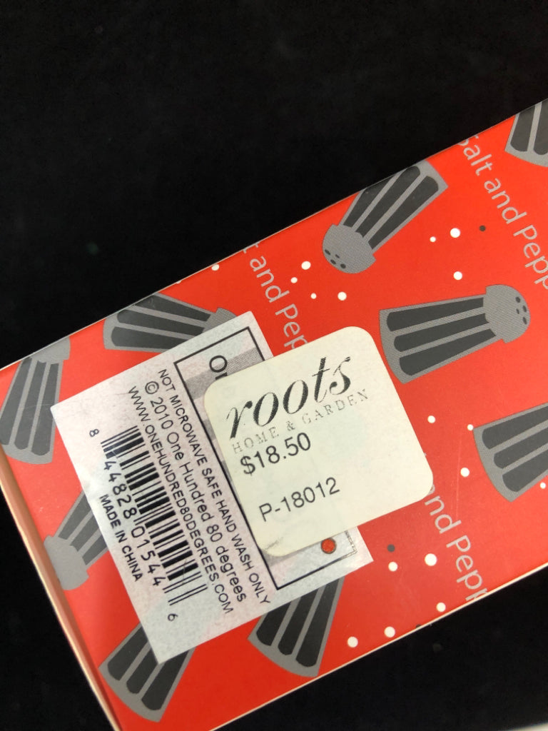 NIB BLACK & WHITE RABBIT CERAMIC S&P SHAKERS.