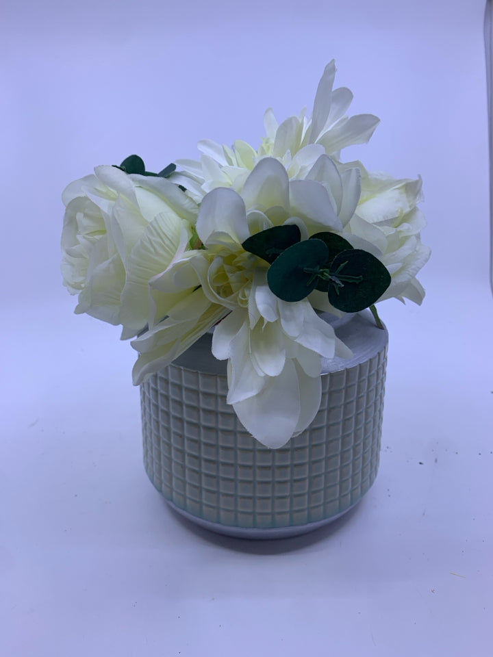 ROUND SQUARE PATTERN PLANTER W FAUX WHITE FLORAL.