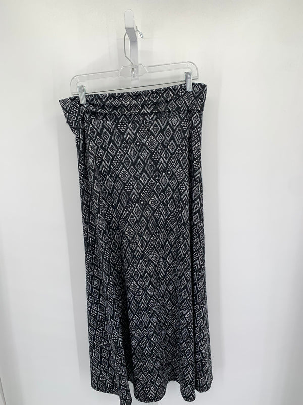 Lularoe Size Medium Misses Skirt