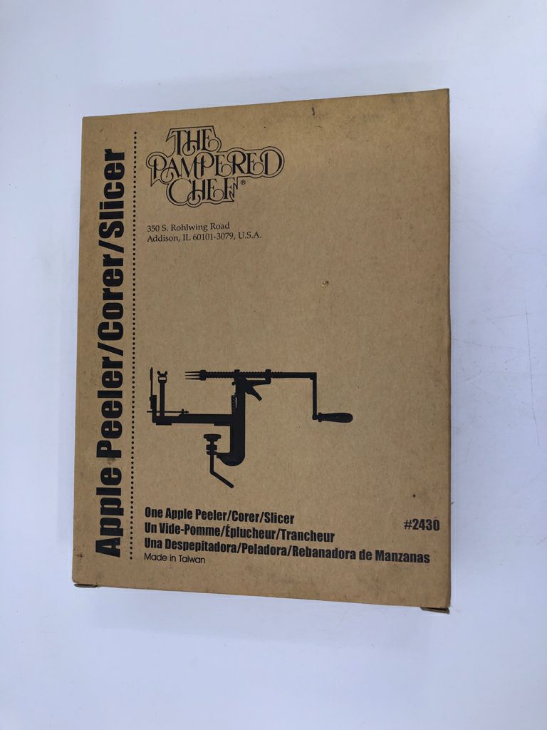 NIB APPLE PEELER CORER