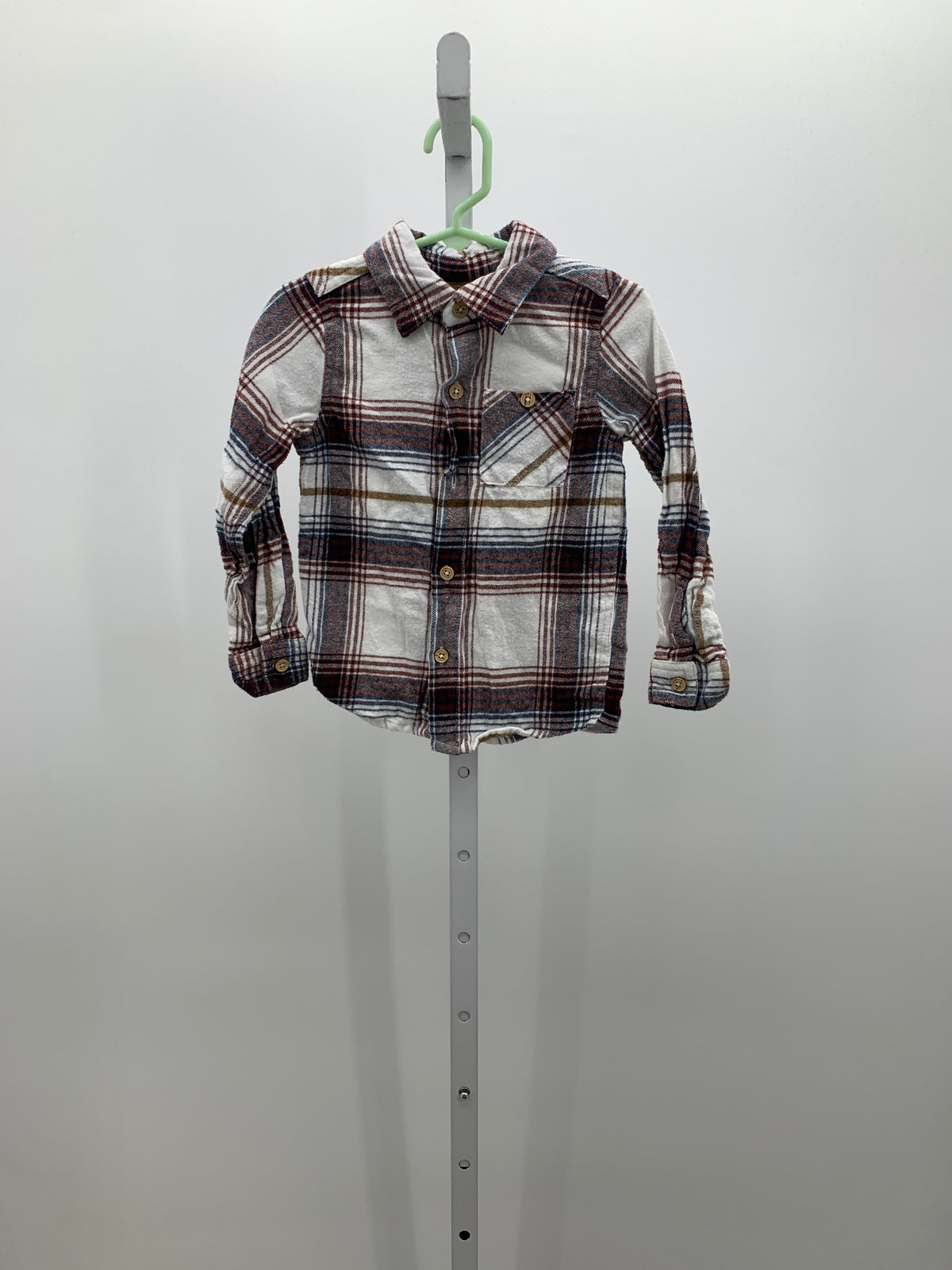 WHITE PLAID BTN DOWN