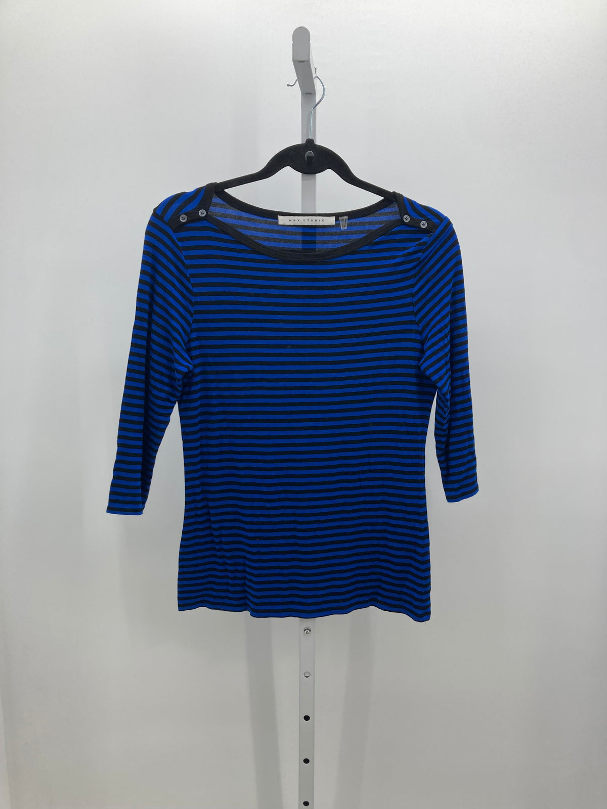 Max Studio Size Medium Misses 3/4 Sleeve Shirt