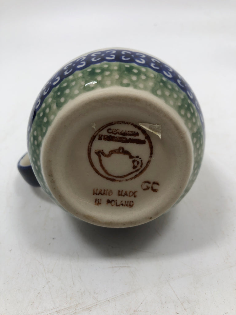 POLISH POTTERY CREAMER.