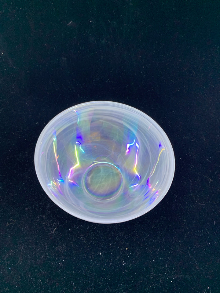 WHITE IRIDESCENT BOWL.