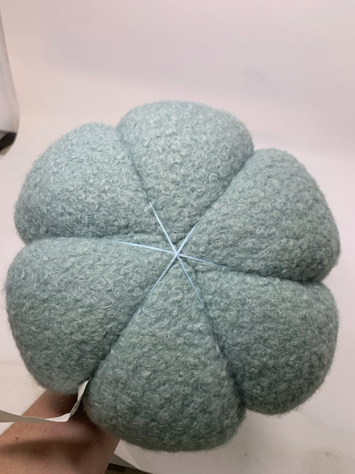 TEAL FURRY PLUSH PUMPKIN.