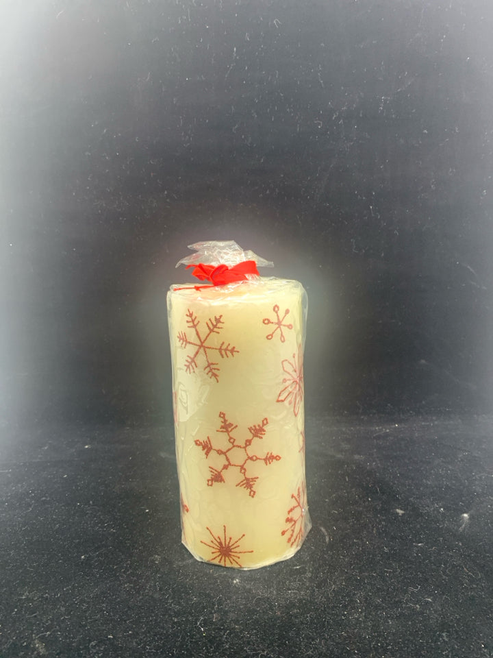 NEW SNOWFLAKE PILLAR CANDLE.