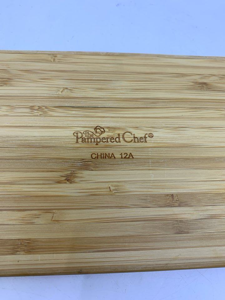 BAMBOO SKINNY OVAL TRAY- PAMPERED CHEF.