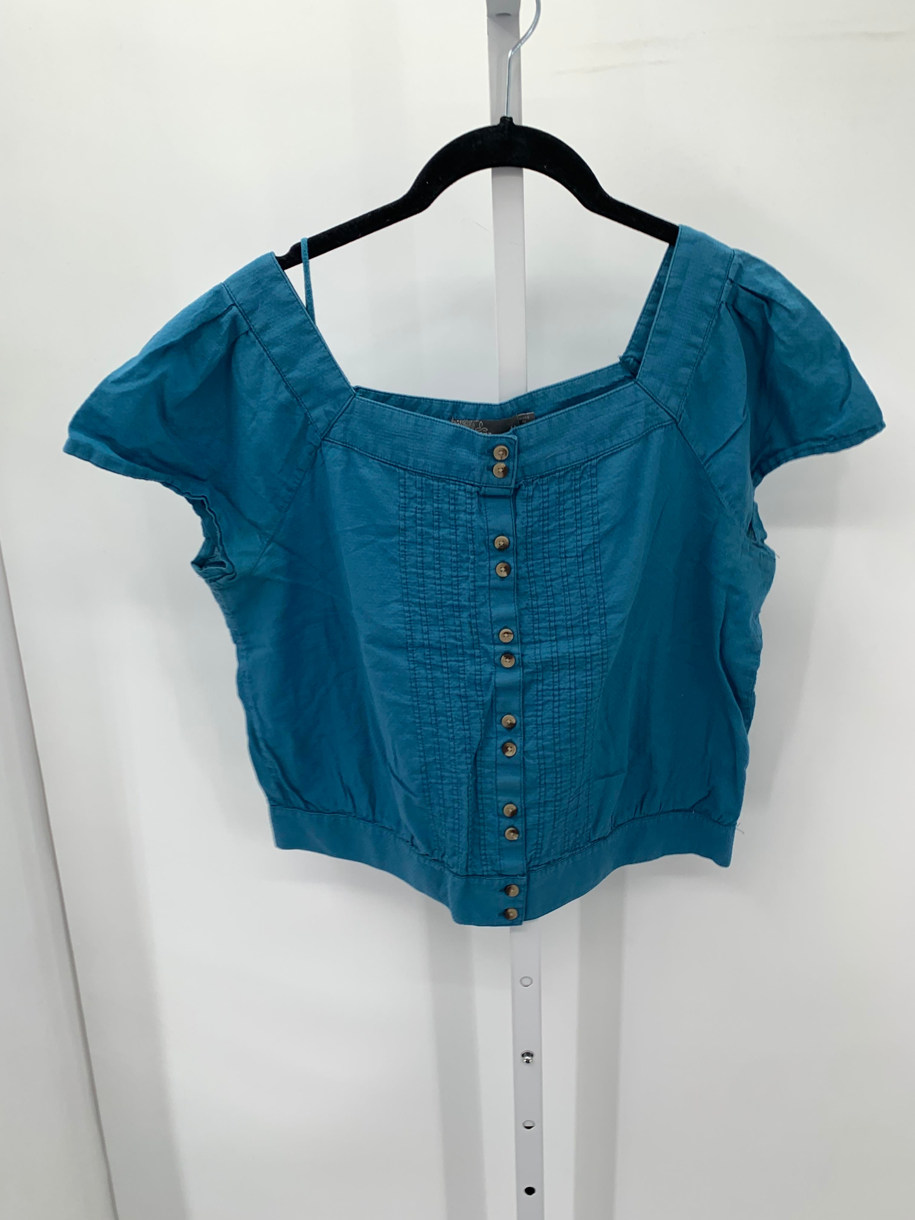 Prana Size Medium Misses Short Sleeve Shirt
