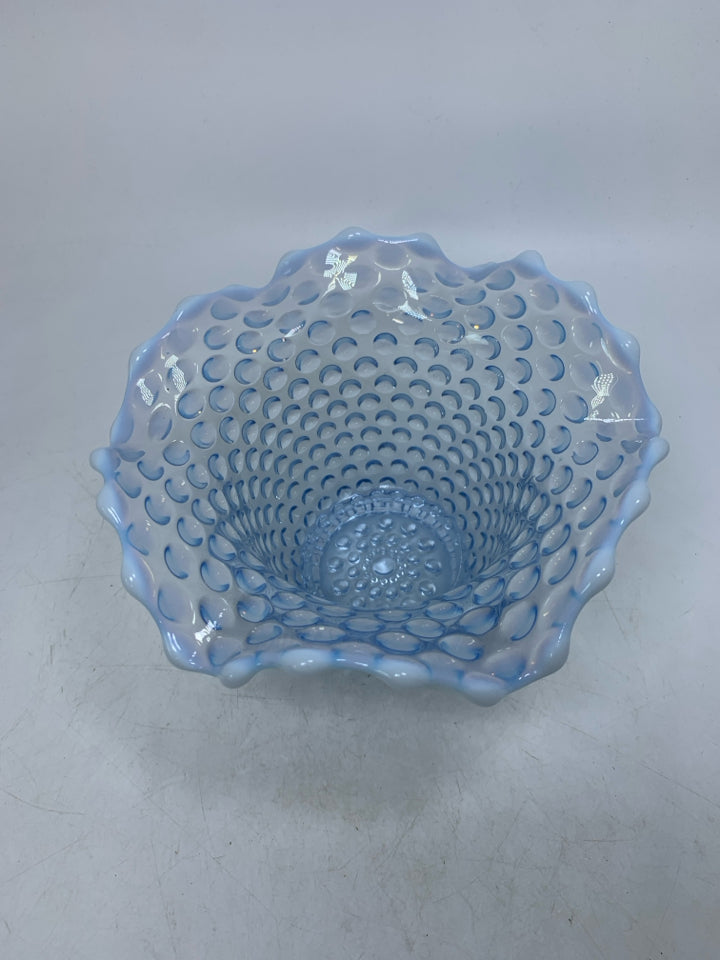 VTG BLUE/WHITE OPALESCENT HOBNAIL VASE W/ RUFFLED EDGE.