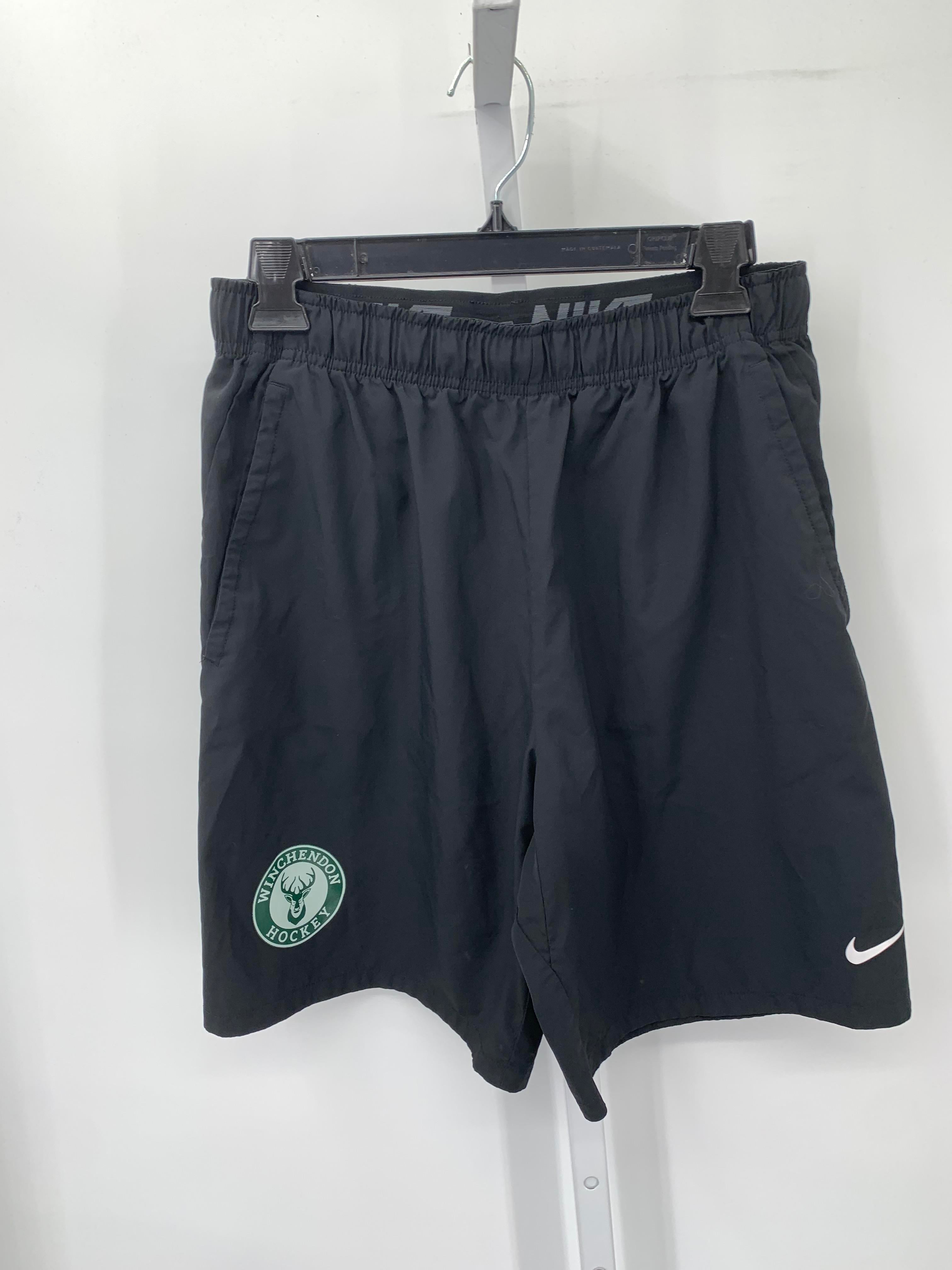 Nike Size Medium Young Men's Shorts