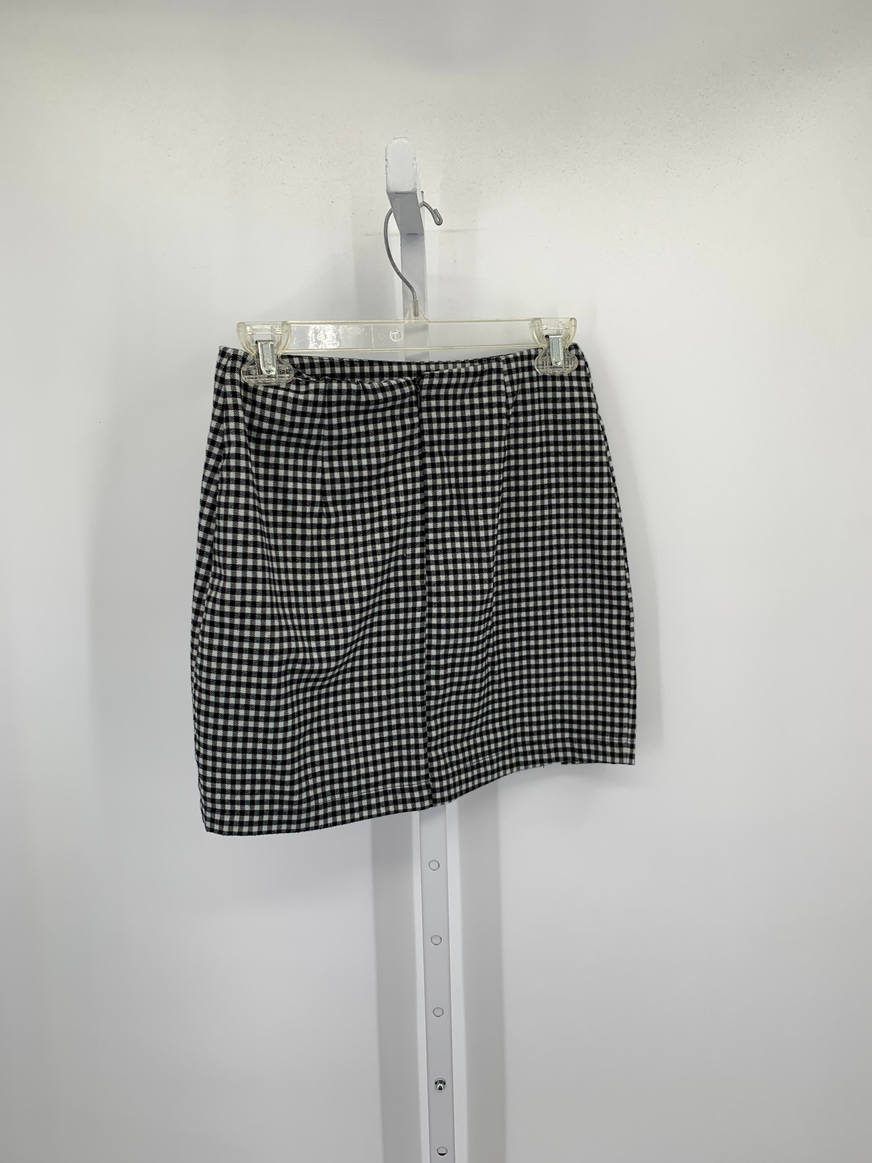 Eyeshadow Size 3 Juniors Skirt