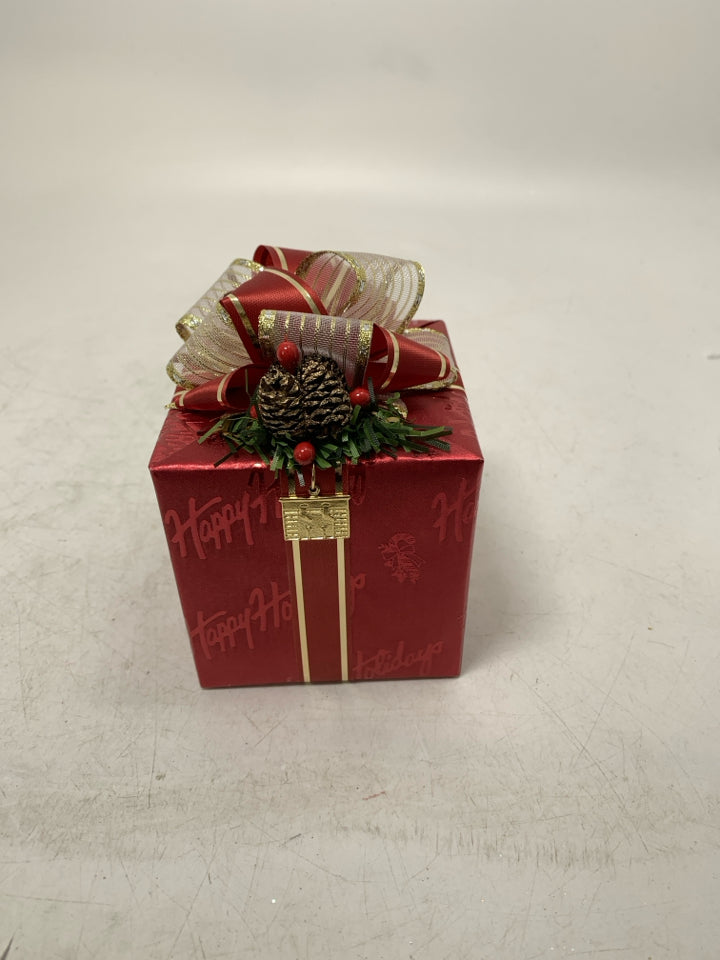 RED WRAPPED PRESENT " CHESTNUTS ROASTING" MUSIC BOX.