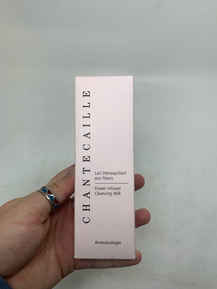 NIB Chantecaille Flower Infused Cleansing Milk 2.54 oz