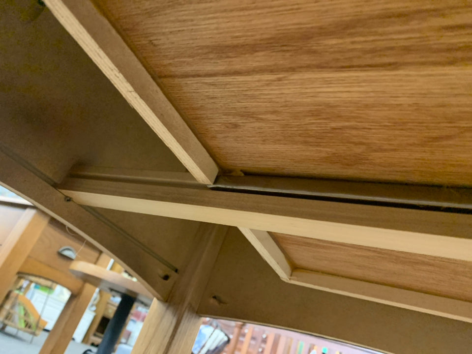 OAK 1 DRAWER NIGHT STAND.