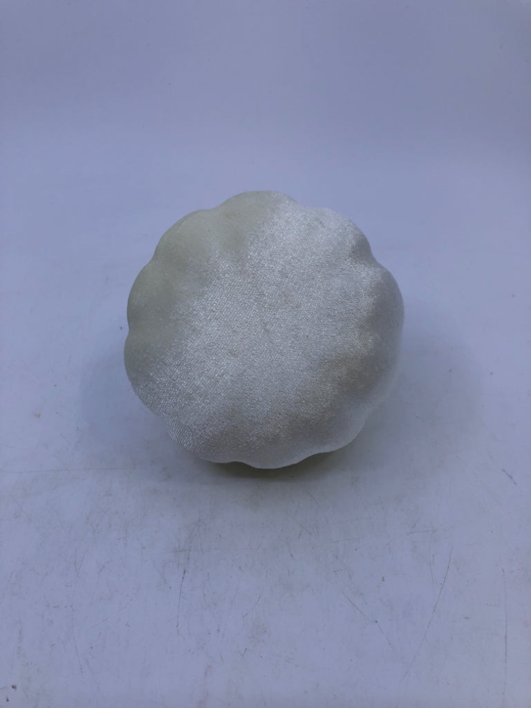 SMALL WHITE VELVET FABRIC PLASTIC PUMPKIN.