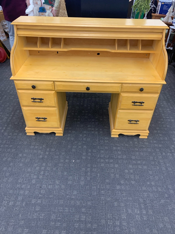 7 DRAWER BLONDE OAK ROLL TOP DESK.