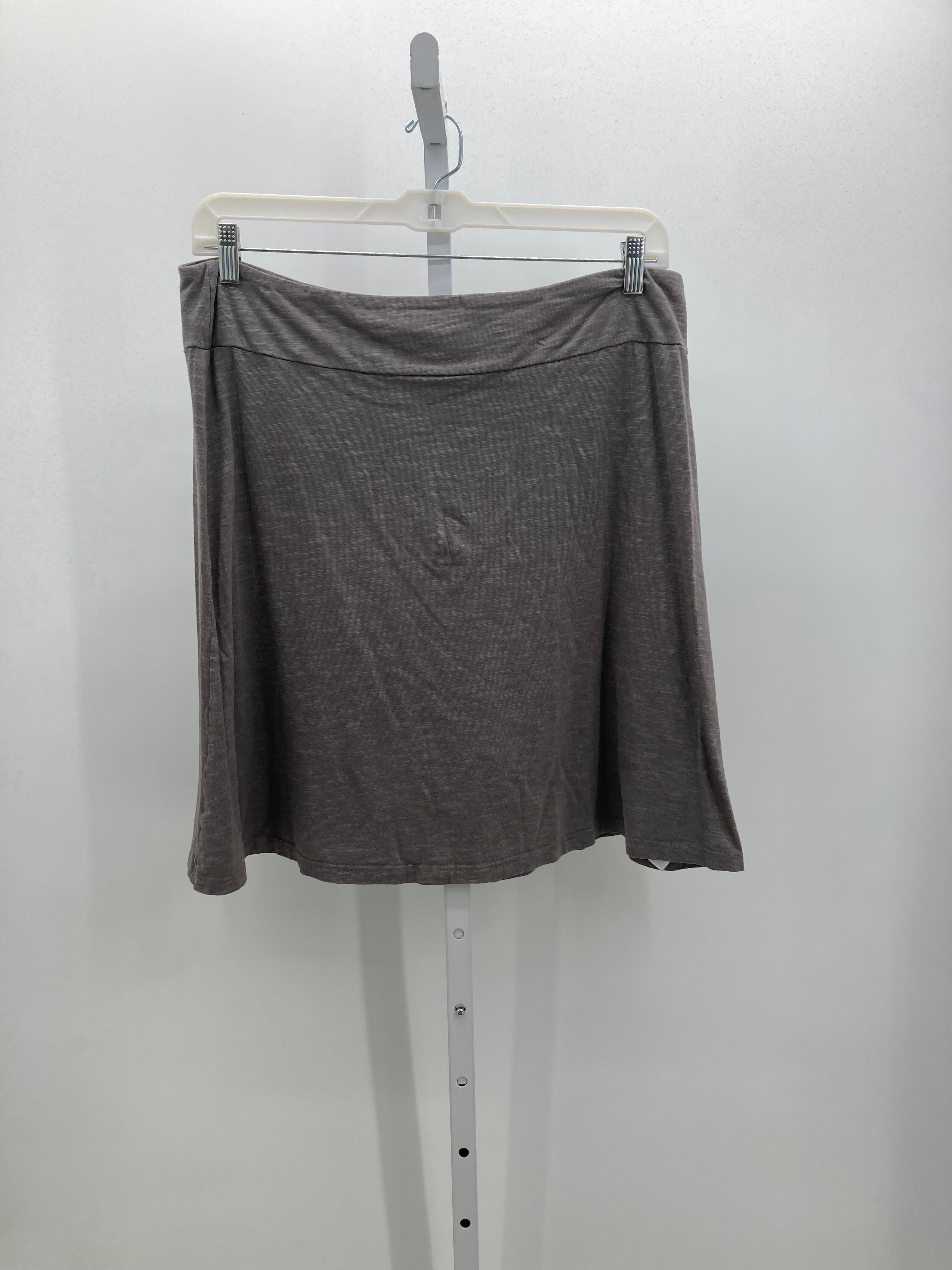 Columbia Size Large Misses Skirt