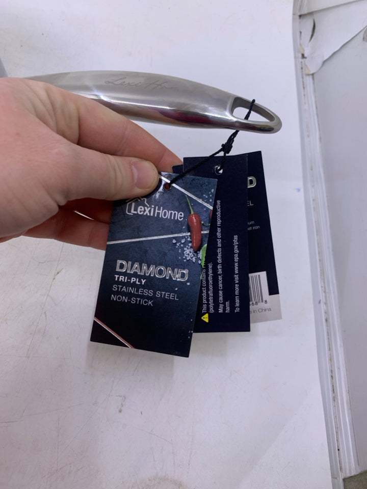 NEW STAINLESS STEEL POT W/ NON STICK BOTTOM.