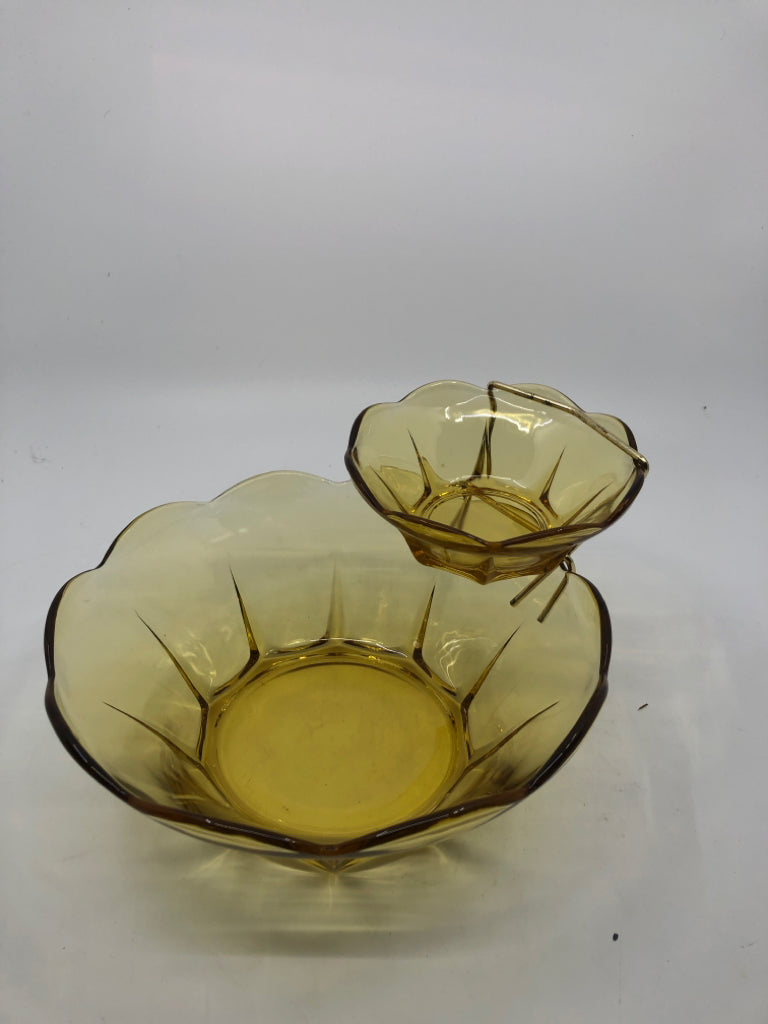 VTG 2PC AMBER GLASS CHIP AND DIP SERVER.