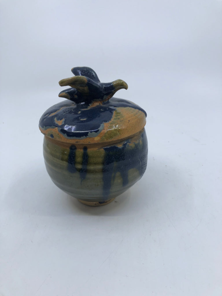 GREEN AND BLUE POTTERY TRINKET JAR W BIRD.