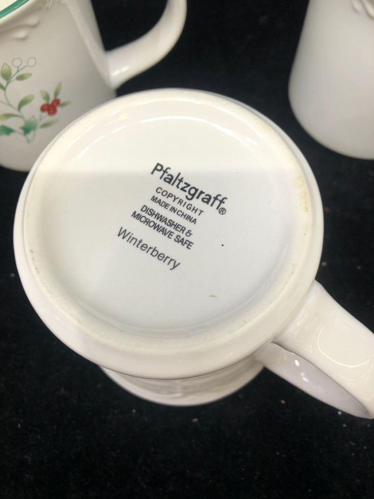 4 HOLLY PFALTZGRAFF MUGS.