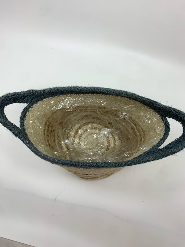 WHITE & BLUE CLOTH BASKET.