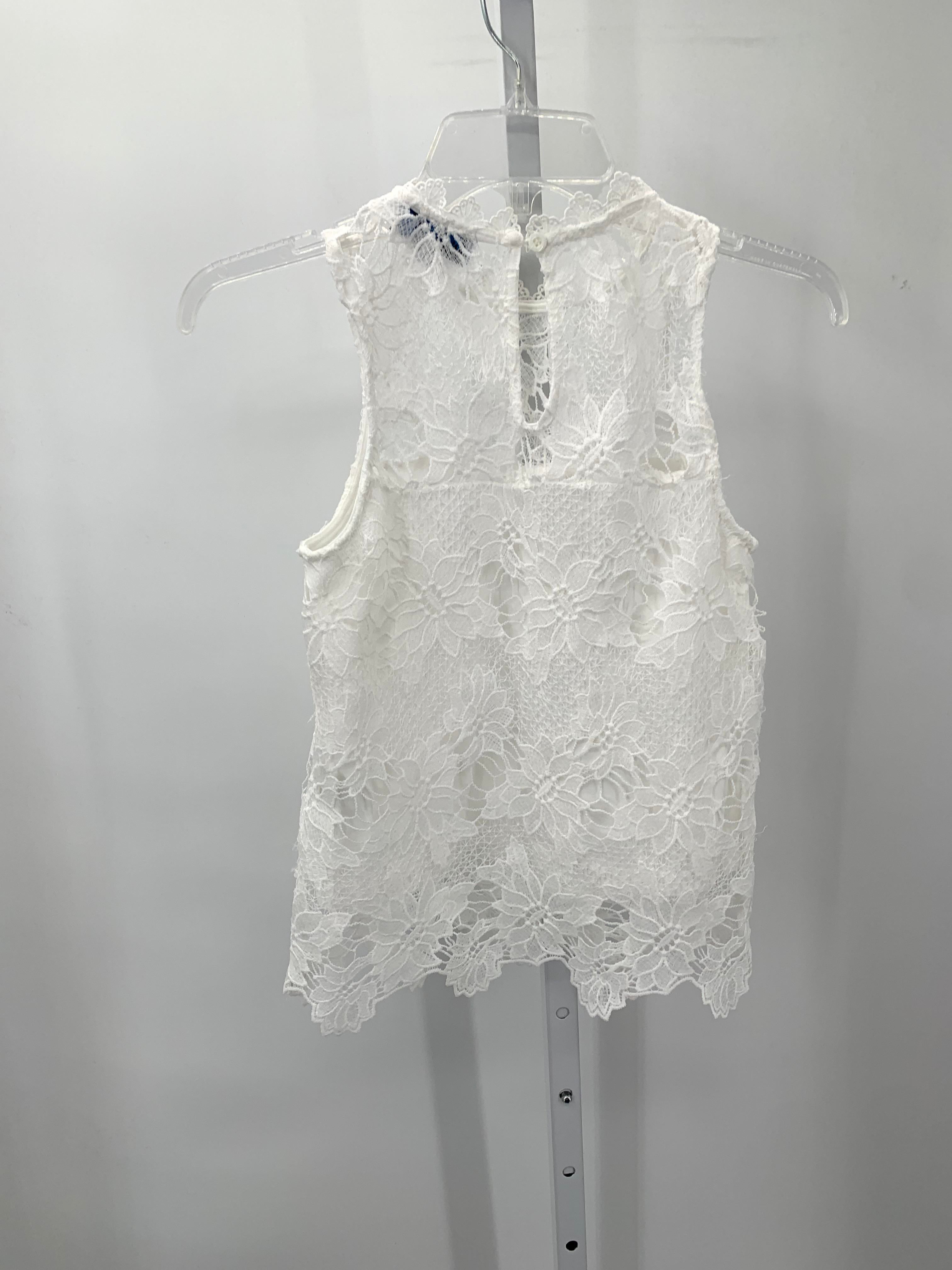 Size Small Juniors Sleeveless Shirt