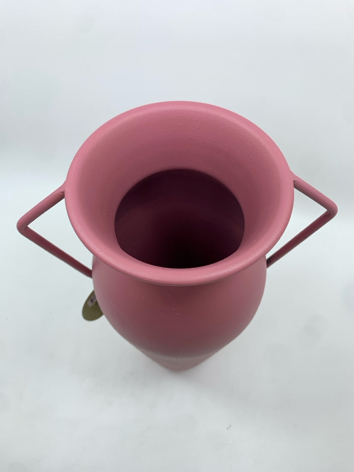 NWT MATTE PINK METAL VASE W/HANDLES.