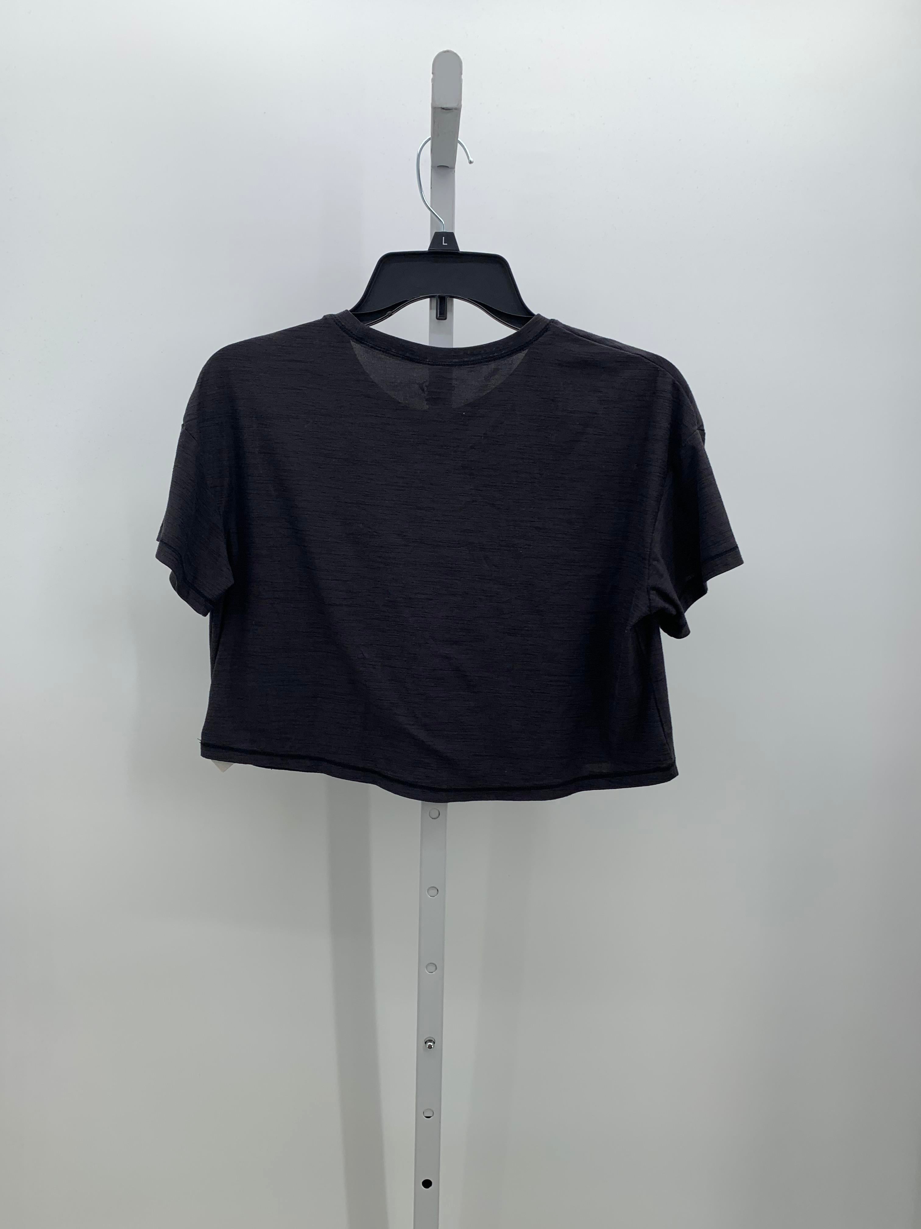 Old Navy Size 14-16 Girls Short Sleeve Shirt