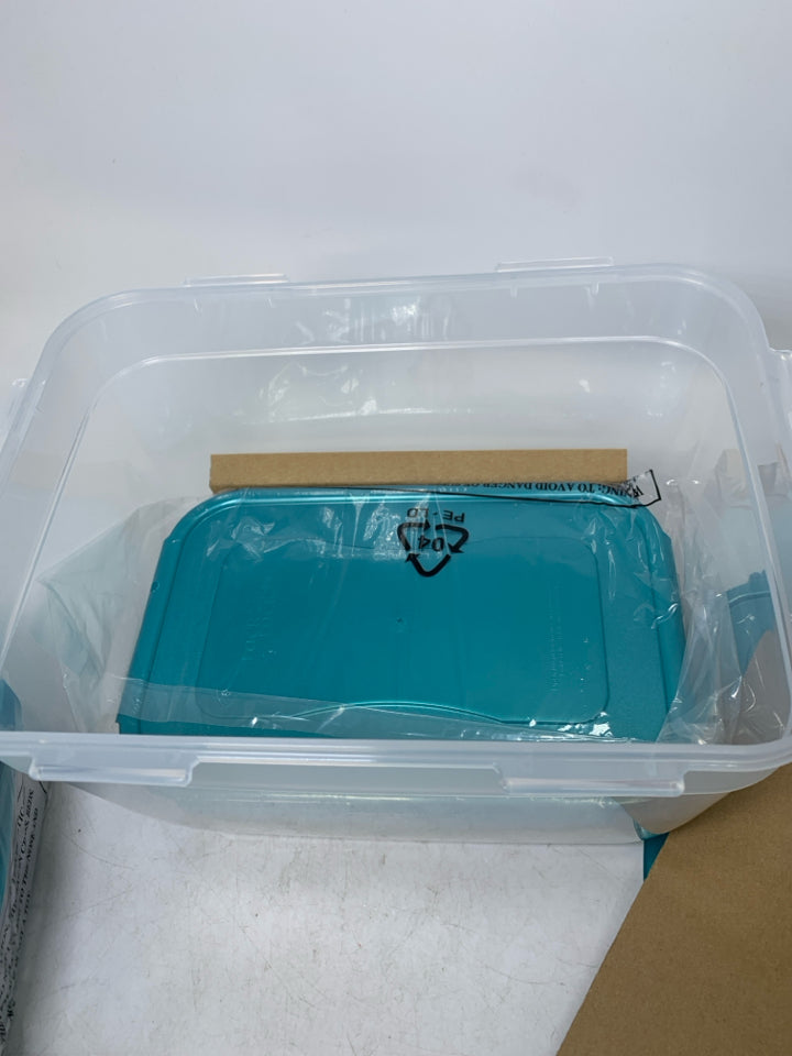 NEW MULTIPLE LOCK & LOCK PLASTIC STORAGE CONTAINERS.