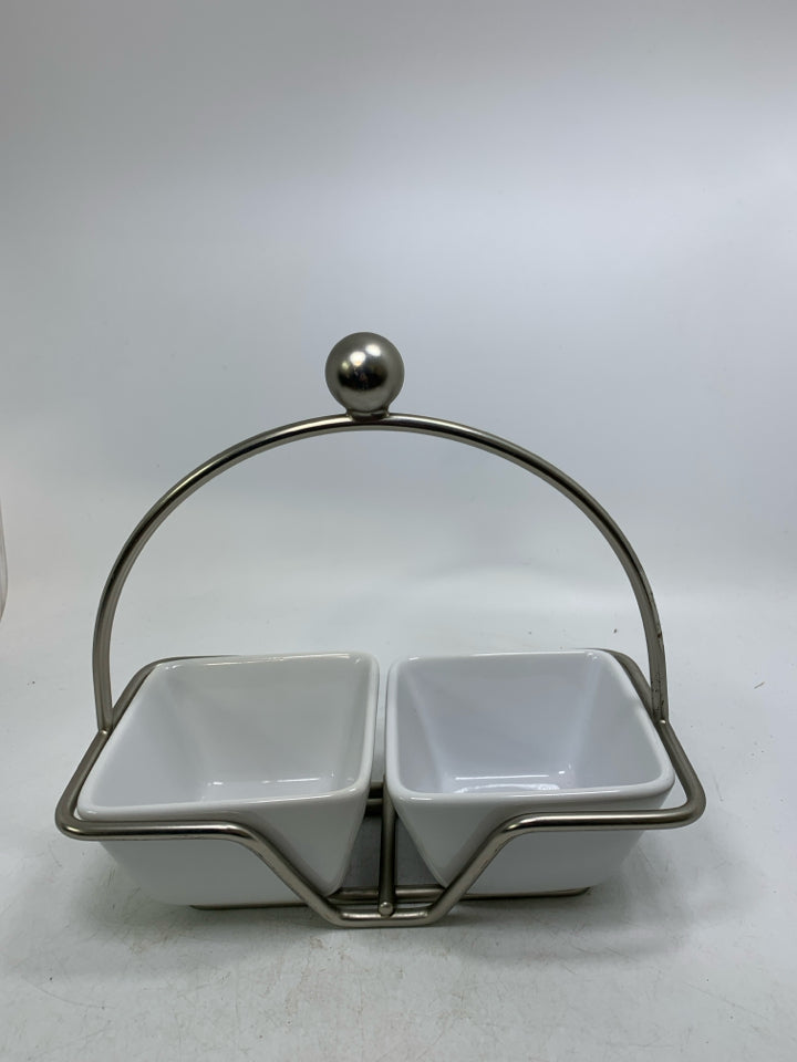 3 PC 2 SQUARE BOWLS IN CARRYING STAND.