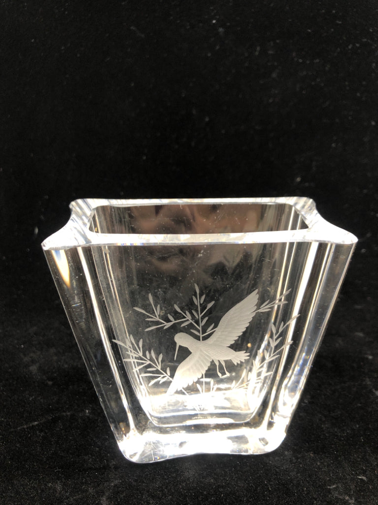VTG SWEDISH GLASS VASE ETCHED BIRD.
