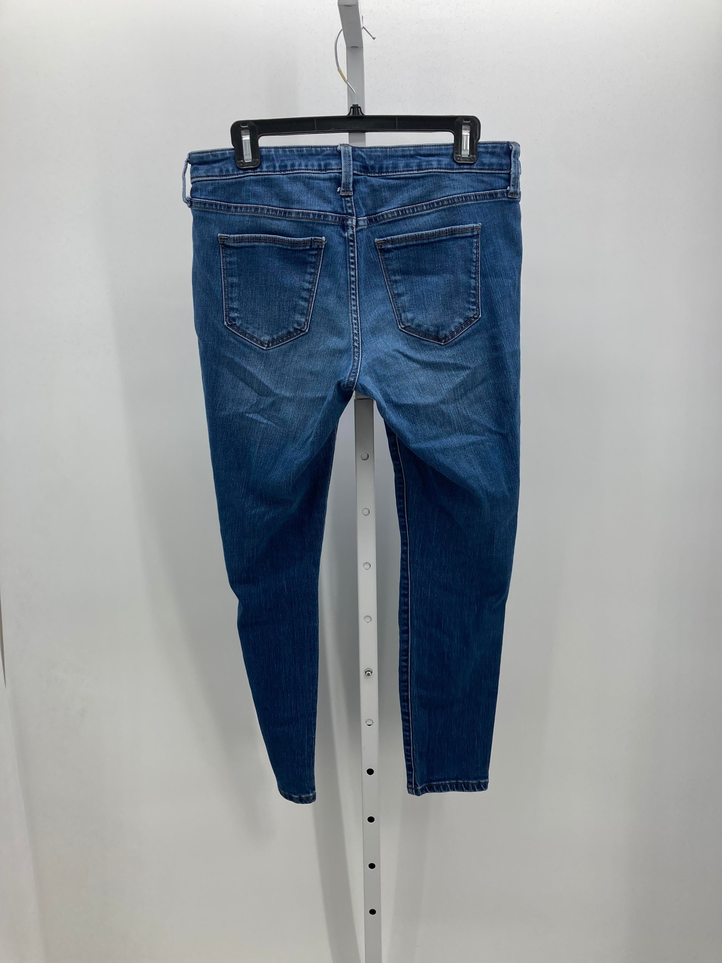 Universal Thread Size 10 Short Misses Jeans