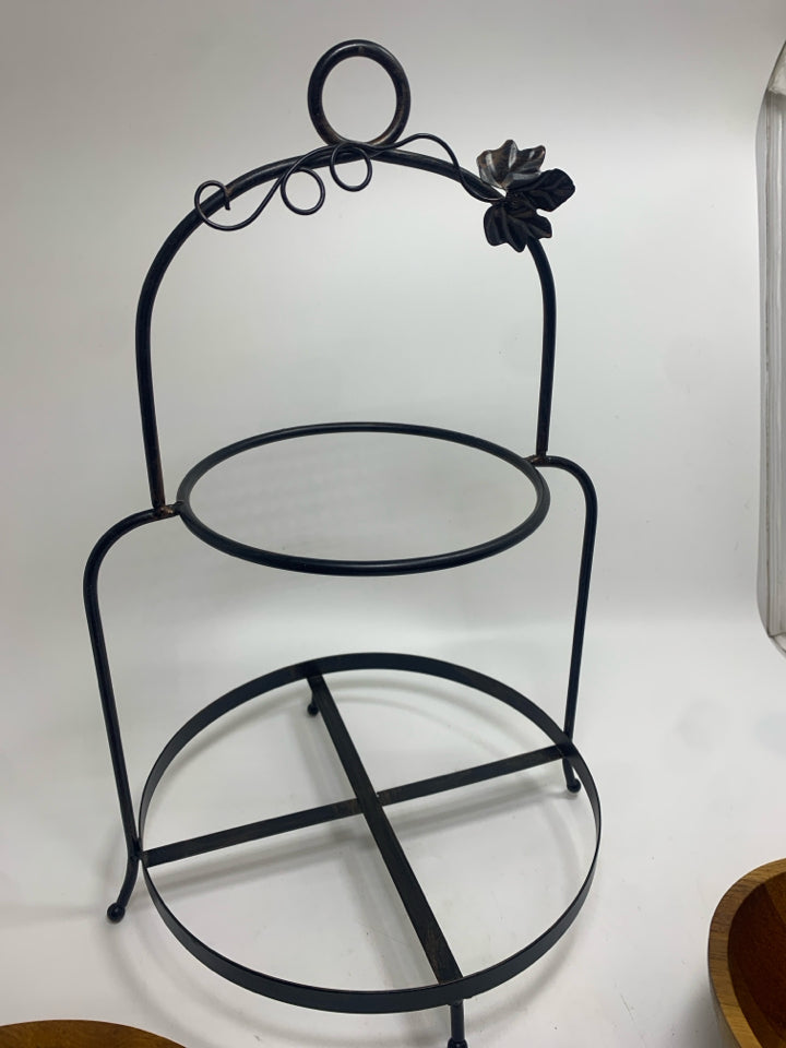 2 TIER METAL SERVING STAND W/BAMBOO PLATE AND BOWL.