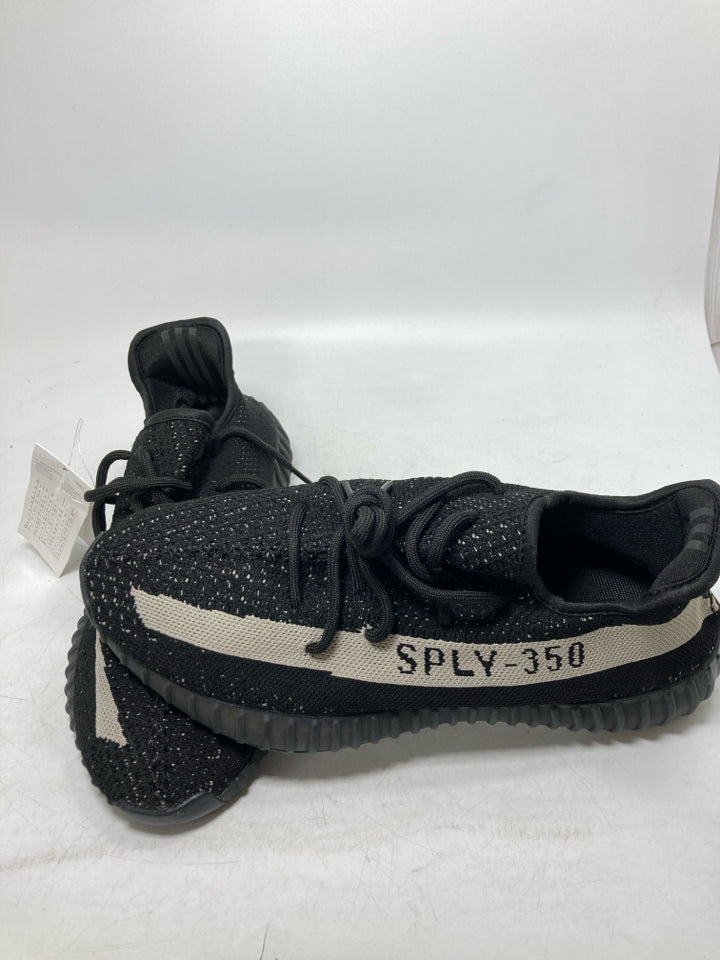 Adidas Yeezy Boost 350 V2 Oreo BY1604