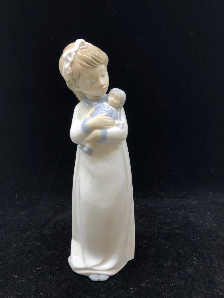 VTG NAO PORCELAIN GIRL IN WHITE GOWN HOLDING DOLL.