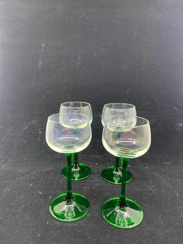 4 GREEN STEM WINE GLASSES.