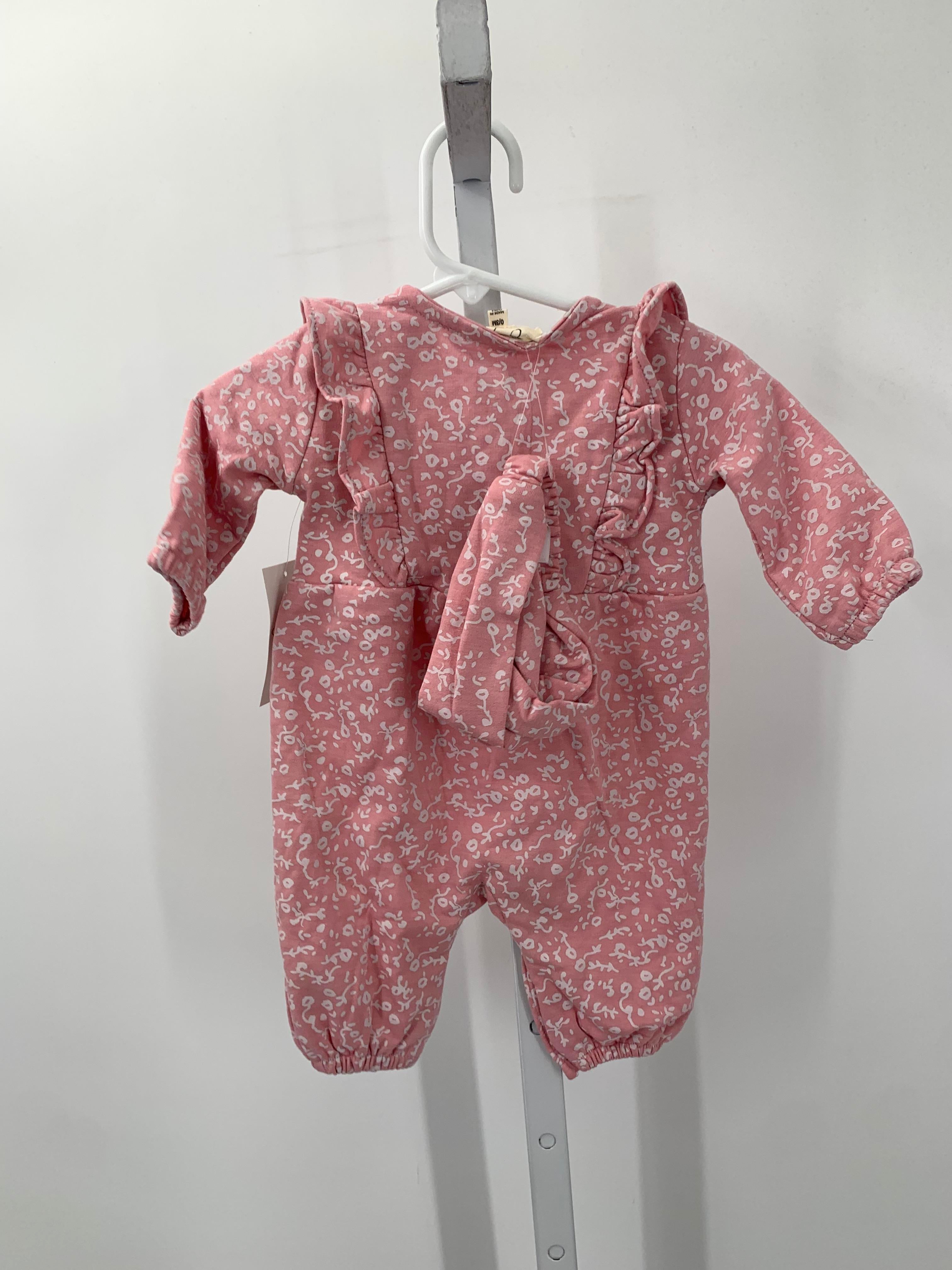 Jessica Simpson Size 0-3 months Girls Long Slv. Romper